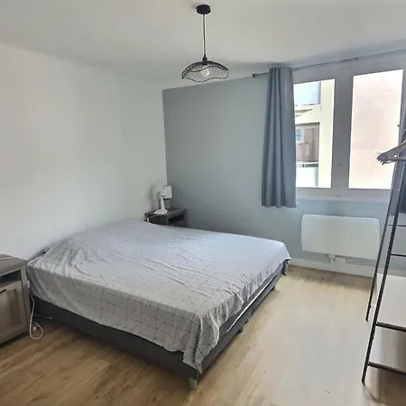 Apartment T4 De Standing Au Centre De - Confort Et Authenticite
